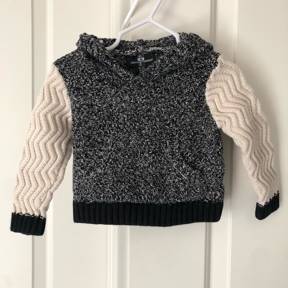 Driving Force Baby 🧶 cable knit hoodie sweater